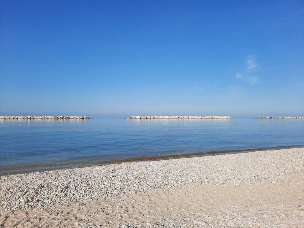 scogliera lido di fano
